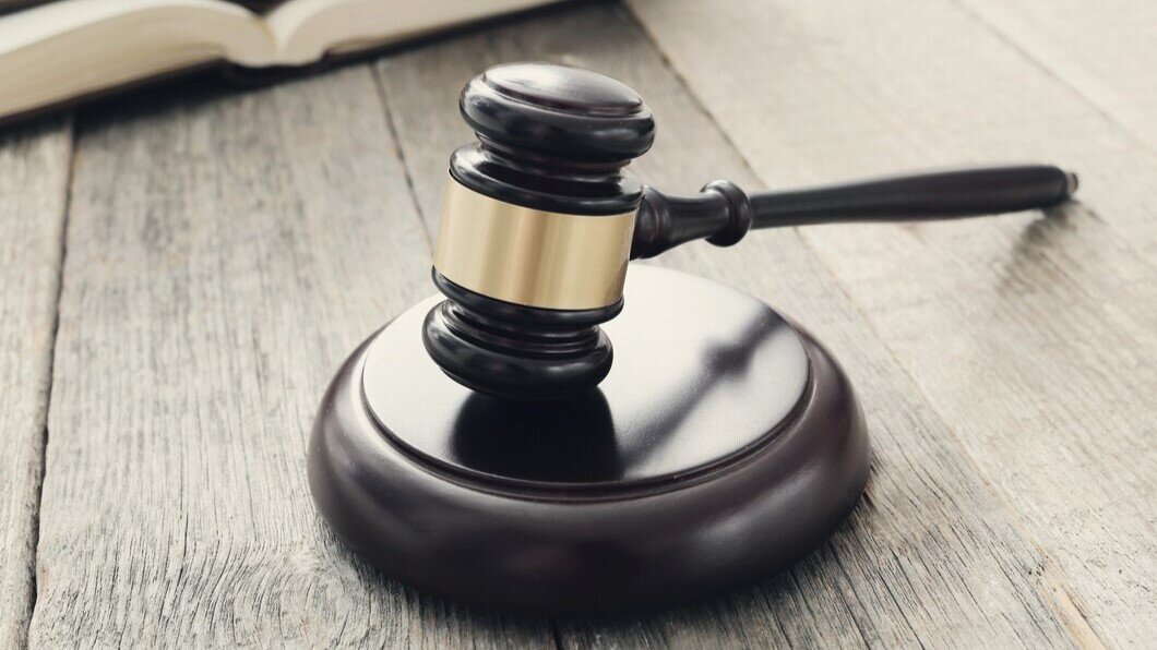    Суд вынес приговор медсестре сургутской «травмы»