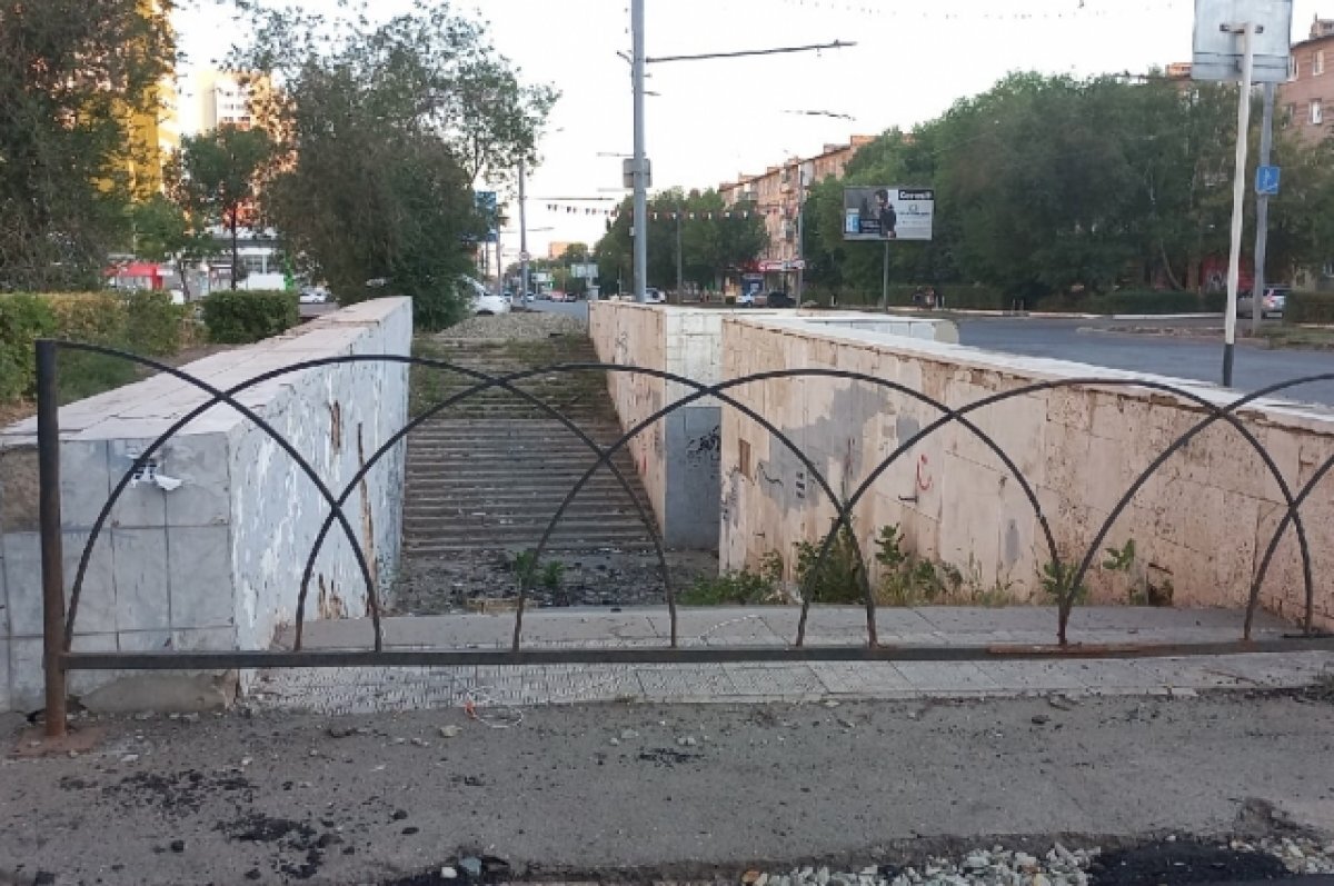    На подземный переход на Пролетарской в Оренбурге обратили внимание СК РФ.