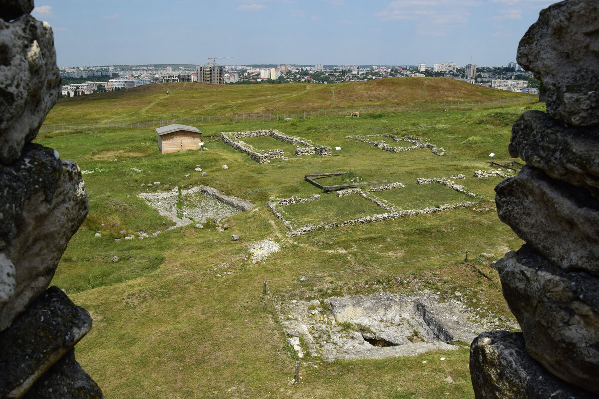 Неаполь Скифский // Туристический портал Республики Крым, Светлана Мальцева