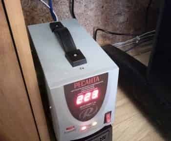 Сильно греется стабилизатор напряжения: причины, что делать?