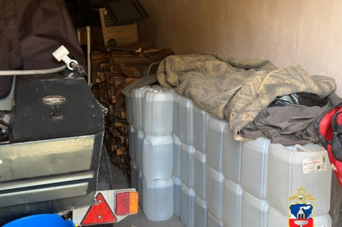    Житель Алтая организовал мини-цех по производству алкоголя