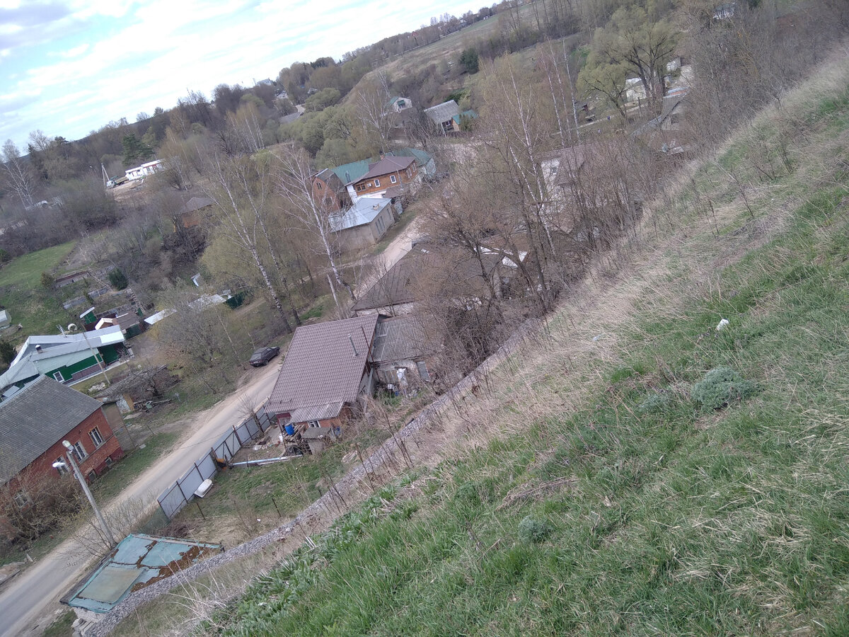 Наверху Соборной горы. Фото автора.