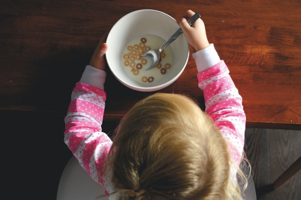 Начало прикорма — ответственный этап. Вот как сделать рацион ребенка сбалансированным и питательным.-4