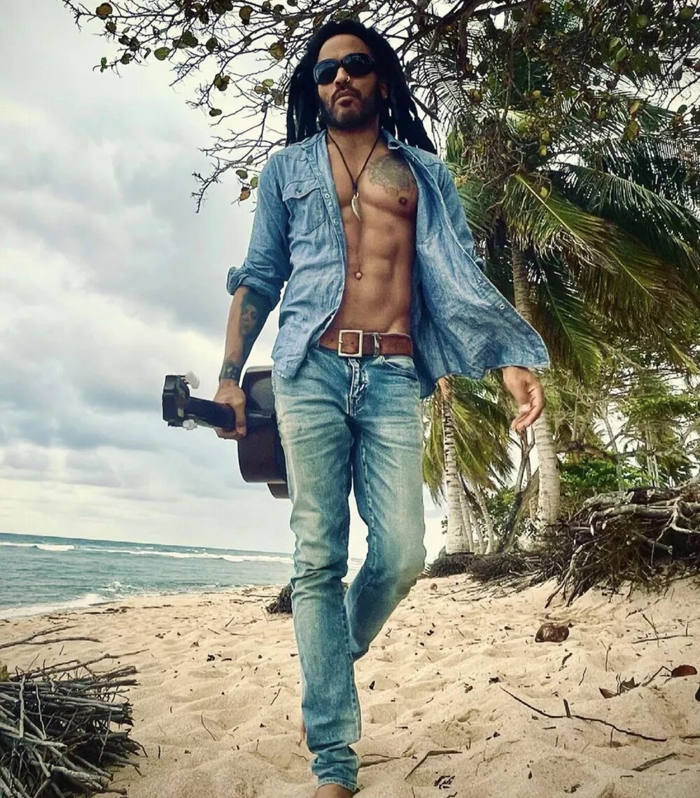 Ленни Кравиц📷
