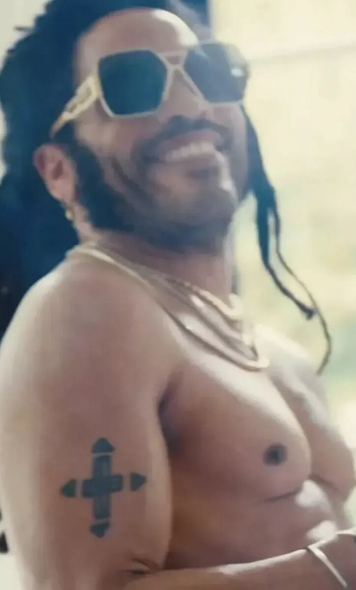 Ленни Кравиц📷
