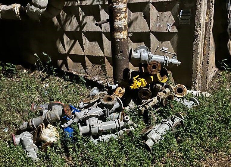    Ущерб на 900 тысяч рублей. Четырех оренбуржцев задержали в момент кражи арматуры Кристина Просвиркина