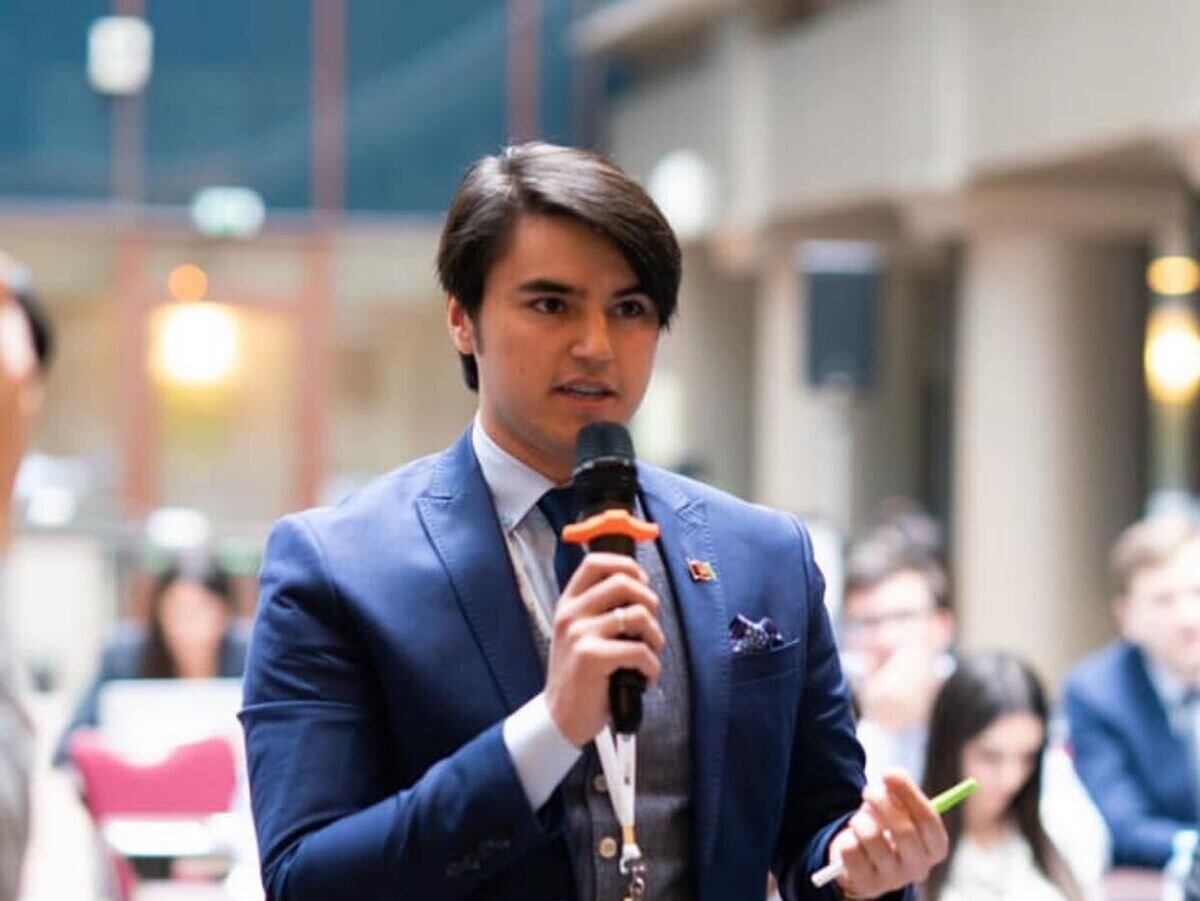    Журналист Sputnik Хайбар Акифи© Sputnik