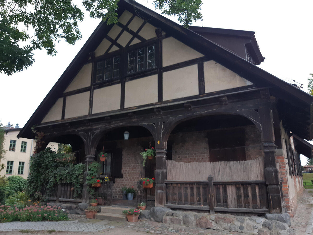 Домик на территории замка Мальборк