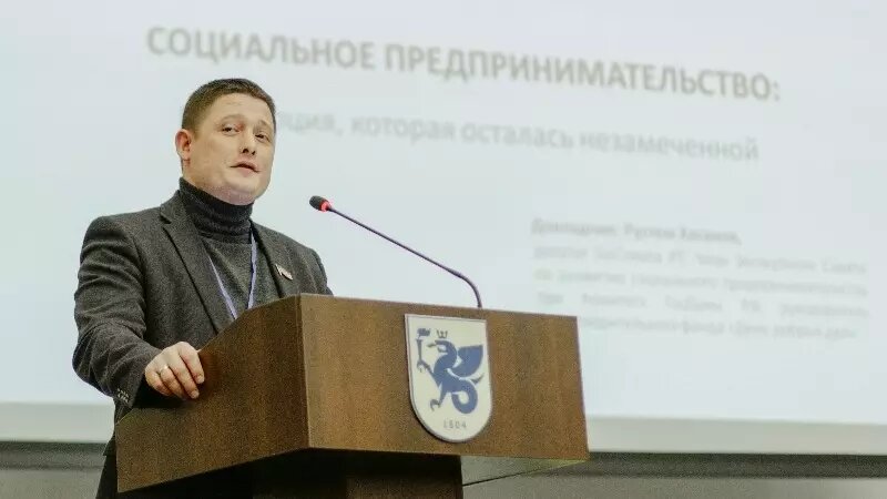     Государственный Совет Татарстана рассмотрит вопрос о лишении мандата депутата Рустема Хасанова. Эту информацию Inkazan подтвердили в пресс-службе республиканского парламента.