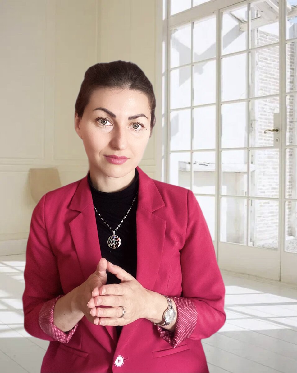 Татьяна Кирьянова - Астропсихолог, наставник, Женский проводник, писательница.