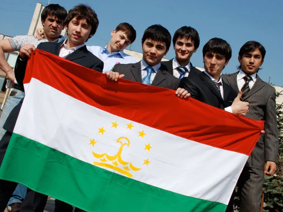 Таджики изменить. Молодежь Таджикистана. Таджики народ. Нация таджики. Современный Таджикистан.