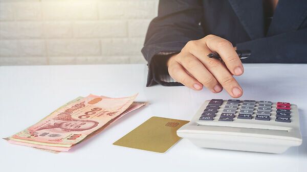 Денежные переводы в Китай из России — freepik.com