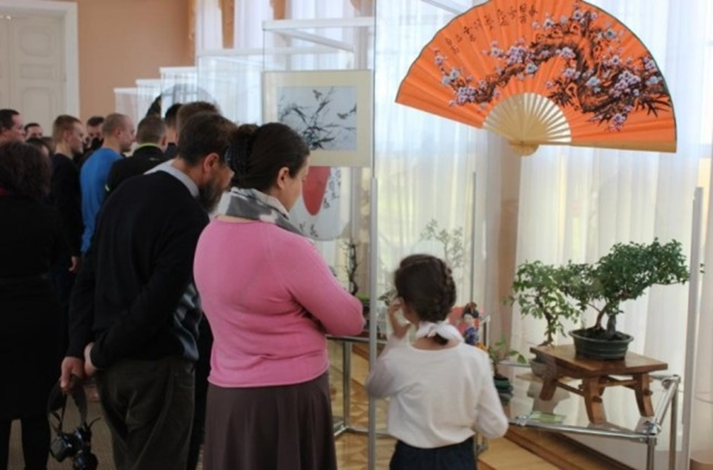 Гомель. 2017 г. 
Источник:  http://www.palacegomel.by/index.php?newsid=1655
