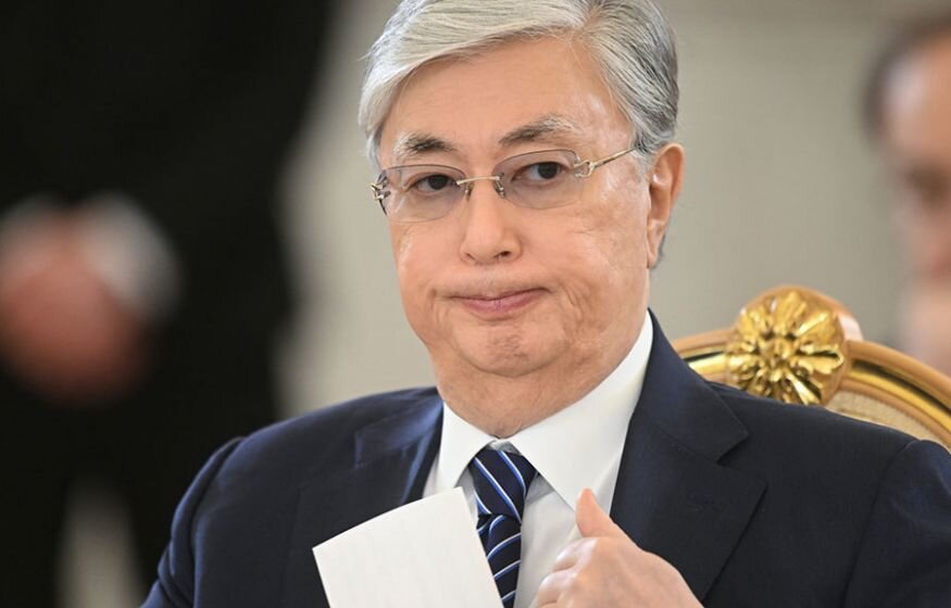    Президент Казахстана выступил против антироссийских санкций после обещания соблюдать их