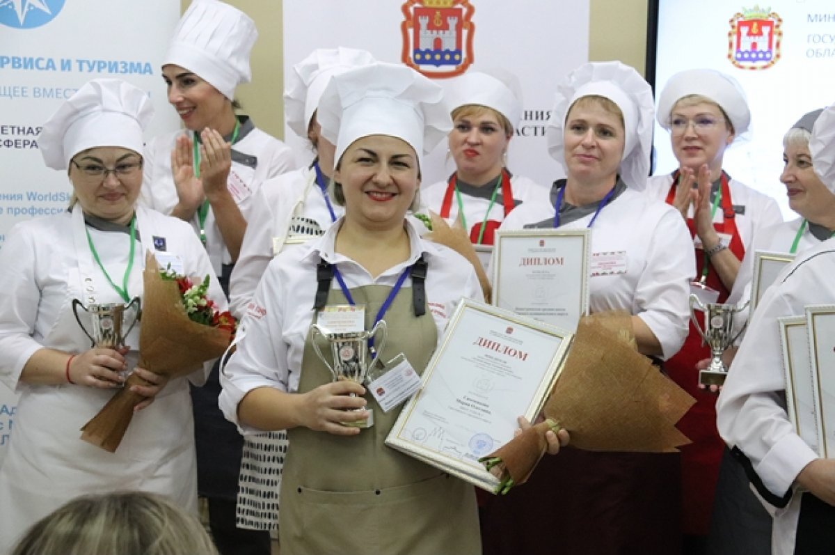    Мария Симченкова из школы Светлого признана лучшим школьным поваром