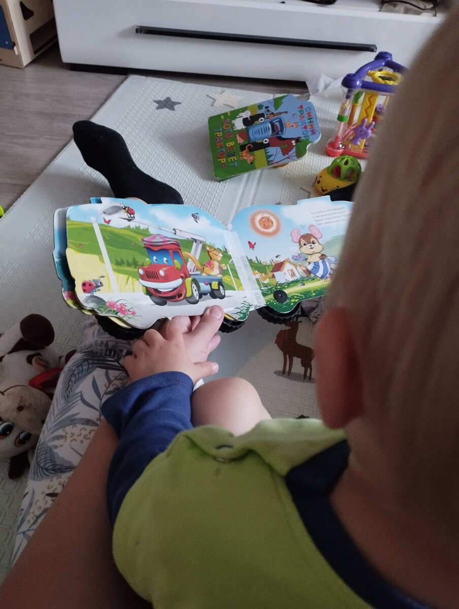 На канале есть статья с любимыми книгами Ивана. Что читаем, можно посмотреть там) 