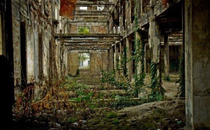 Здание Совмина Абхазии изнутри. Фото из сети Интернет