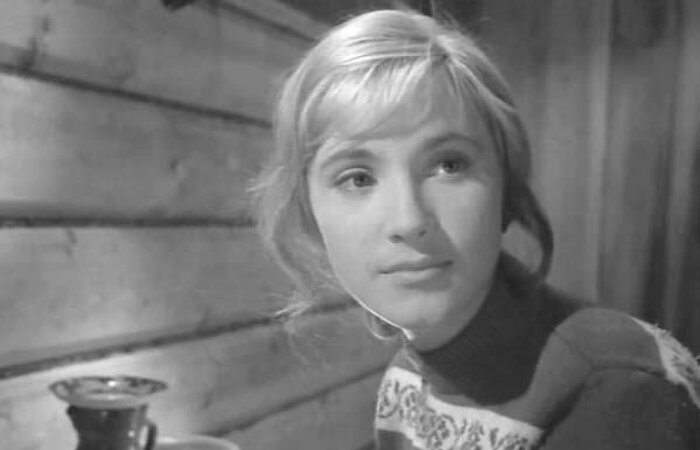  Алла Чернова в фильме «Коротко лето в горах». / Фото: www.kino-teatr.ru