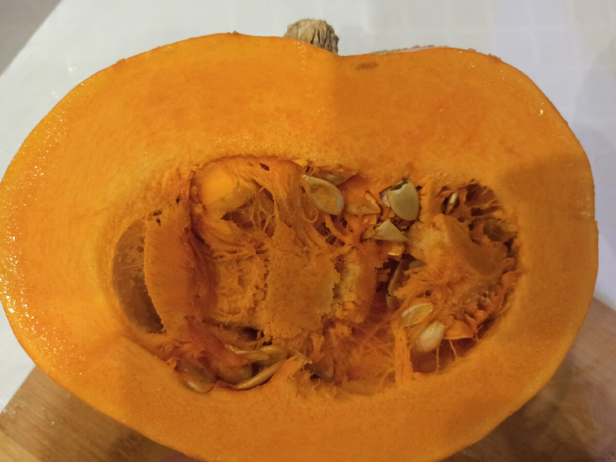 тыквой родственники  из ЛО угостили. Вкусная )