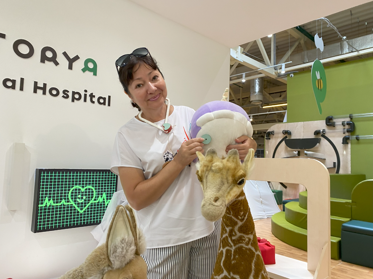 Я в роли доктора. 