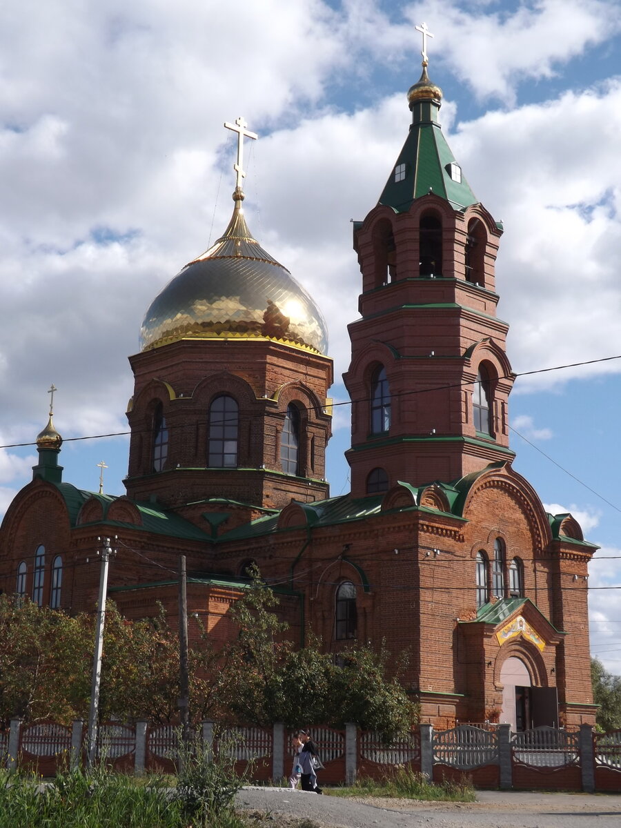 Храм в Мезенском