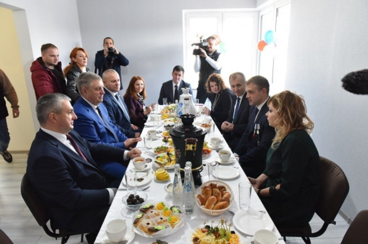    Дети-сироты получили квартиры в новом доме на улице Строкина в Брянске