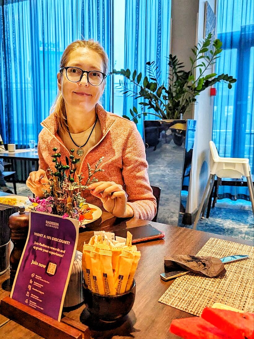 Завтрак шведский стол на три персоны в отпуске