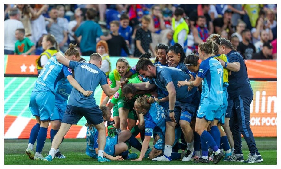    Футболистки «Зенита» стали чемпионками. Фото: соцсети ФК «Зенит»