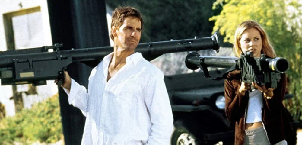 "Мистер и Миссис Смит" (Mr. & Mrs. Smith, 1996) со Скоттом Бакулой и Марией Белло