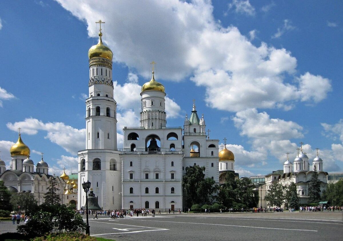 колокольни в москве