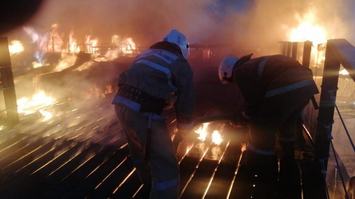    Фото: Пресс-служба МЧС. Август Макаров