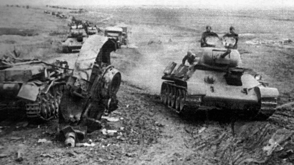 После вторжения Гитлера в СССР войска ожидал неприятный сюрприз. В распоряжении Сталина было более 1000 Т-34.
