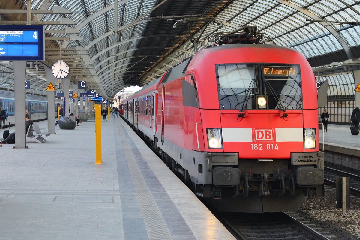 Deutsche-Bahn Изображение Jonas с сайта Pixabay