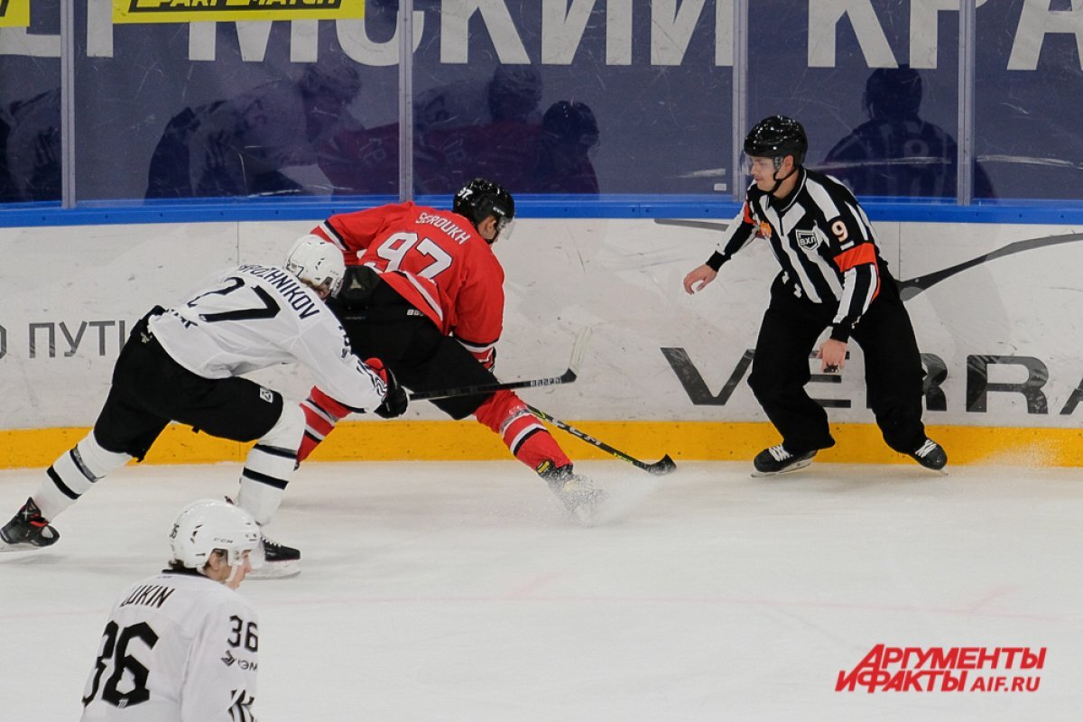    В составе команды пермского ХК «Молот» произошли изменения