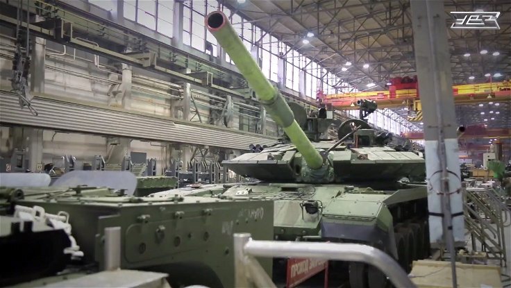 Так выглядят цеха «Уралвагонзавода», где уже много лет собираются российские танки. Изображение Telegram-канал «УралВагонЗавод - УВЗ»