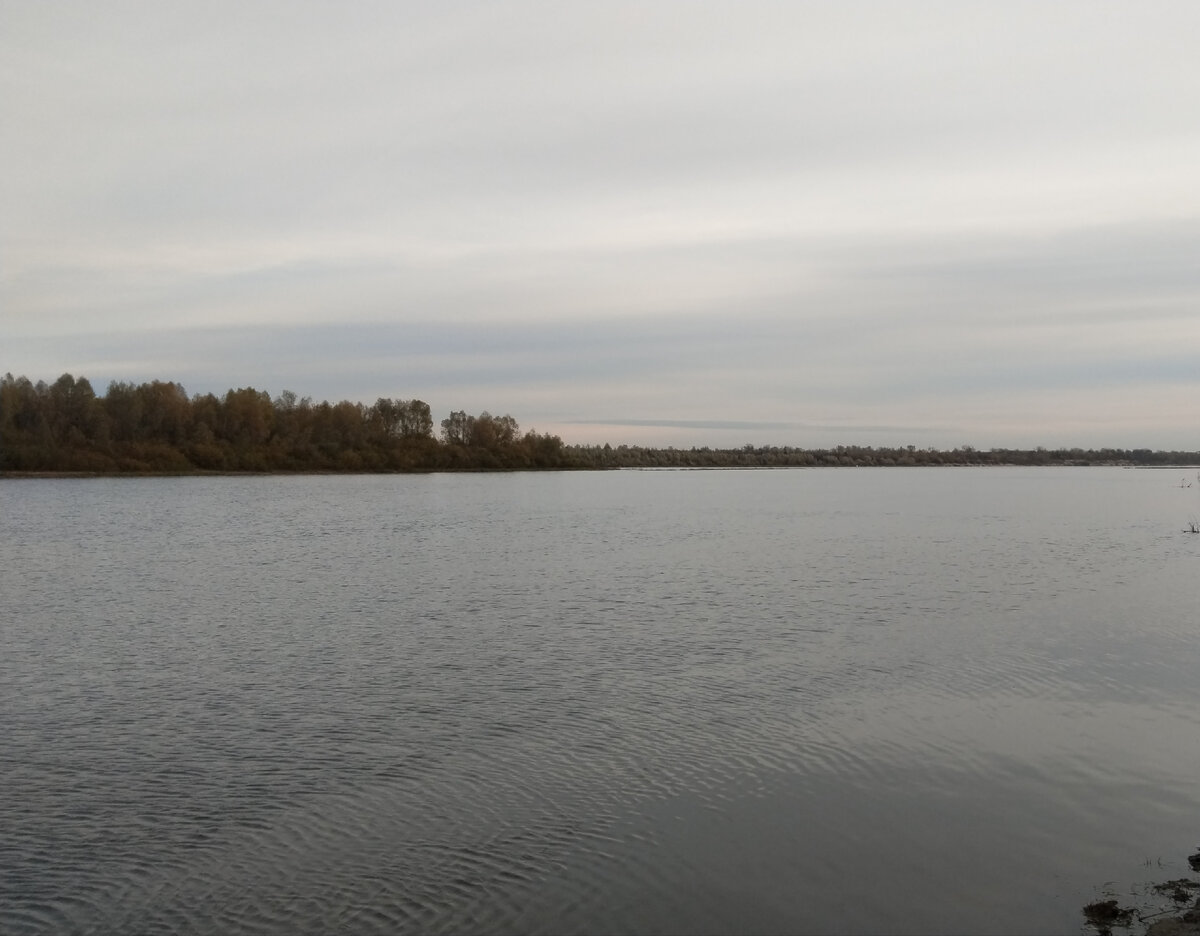 Ветерок еще не усилился.