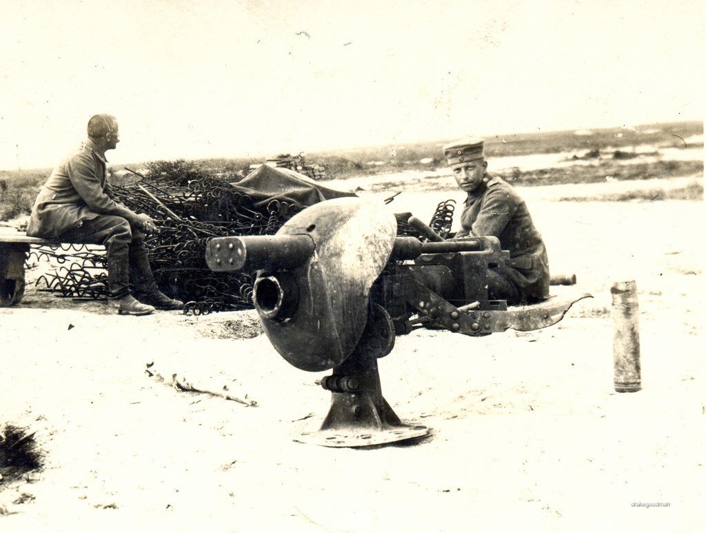 Пушка Canon de 75 court Mle. 1916 Schneider или  75-мм Mortier de BS снятая с разбитого Шнейдера