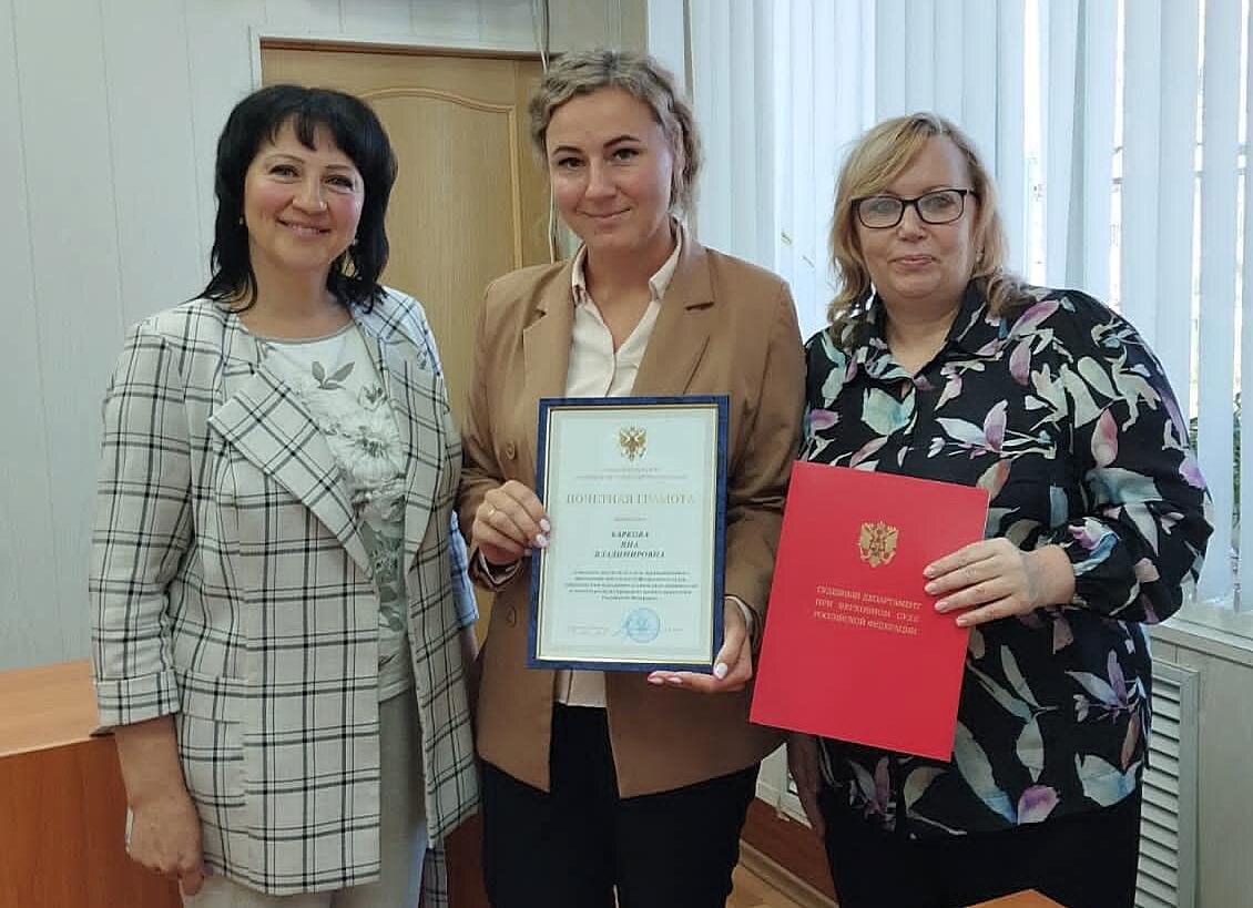 На фото (слева направо): Е.Мельник, Я.Баркова, Т.Строганова