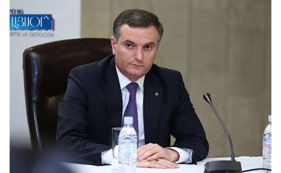 Ариак Закарян