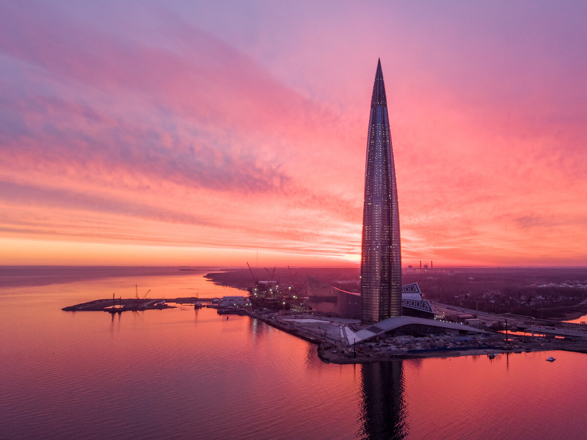 самое высокое здание санкт петербурга