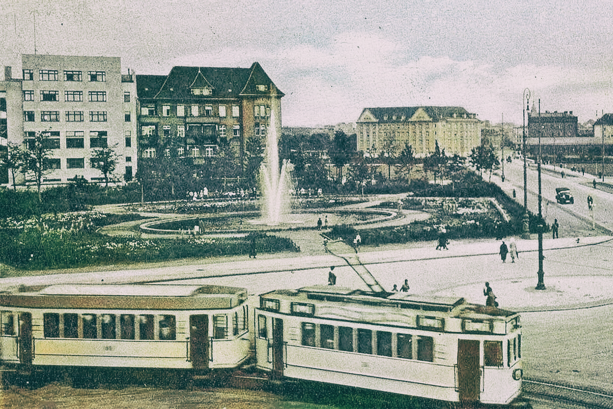 Прусский архив и сквер на улице Зальца.