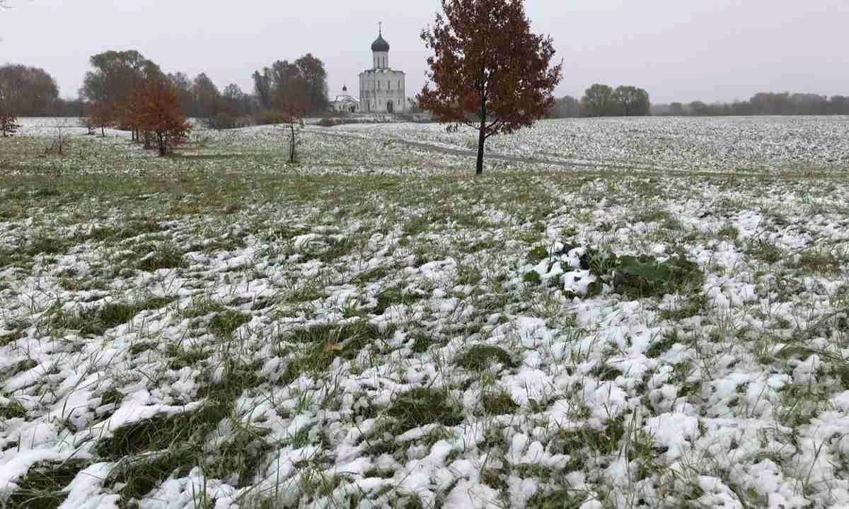 Осень и храмы на селе