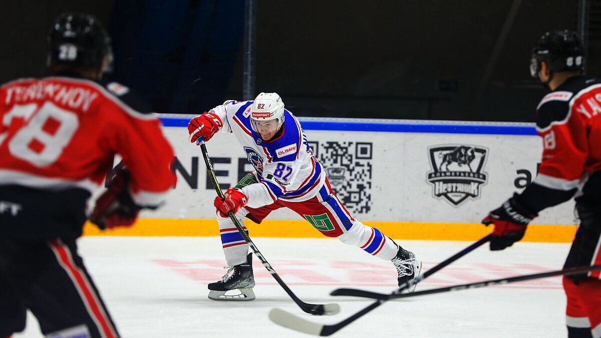 Шайба для хоккея. Тульский нефтяник. Акм нефтяник тула. Акм нефтяник тула. Тульский нефтяник.