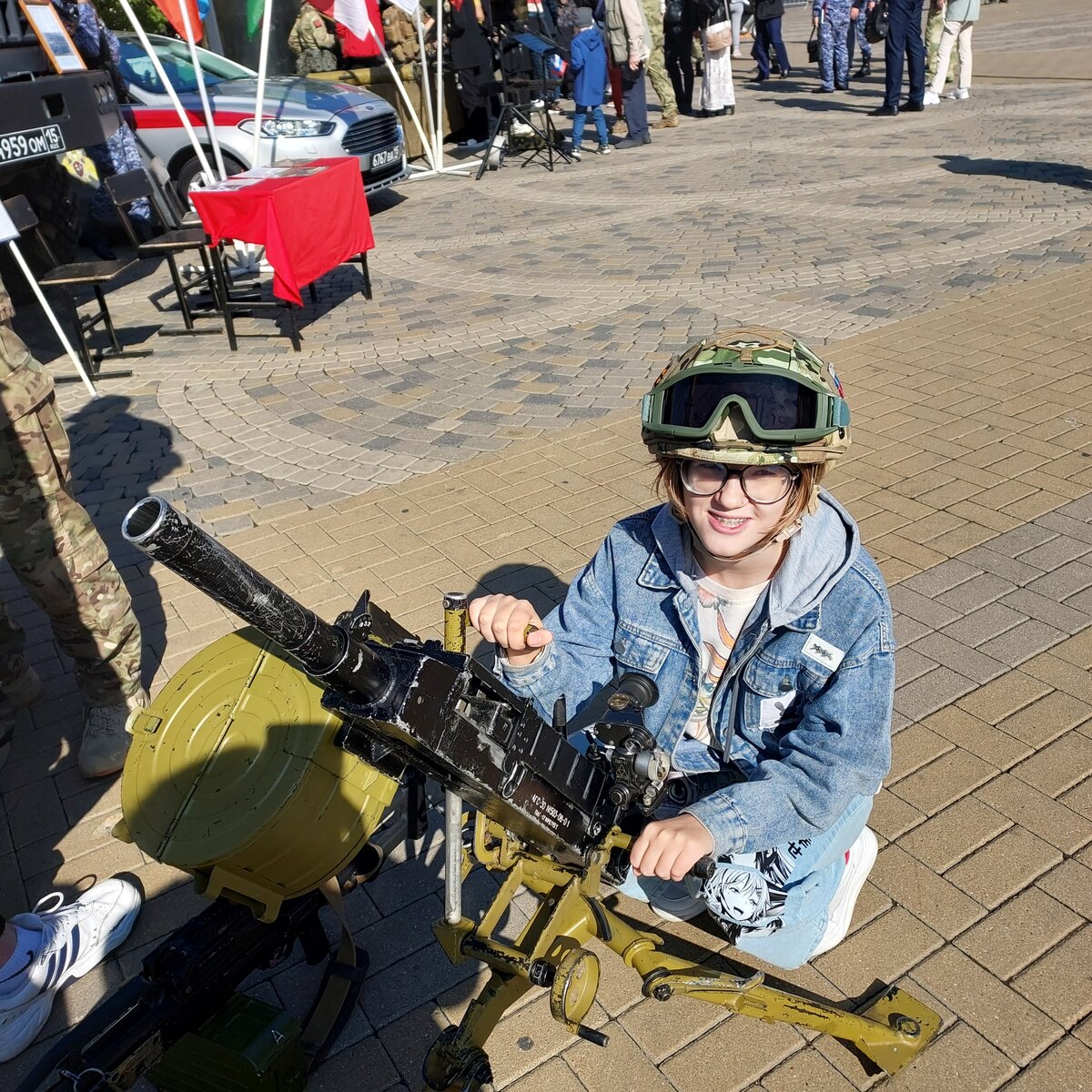 В центре Краснодара вооружённые люди в масках захватили площадь | Птичий  Дворик | Дзен