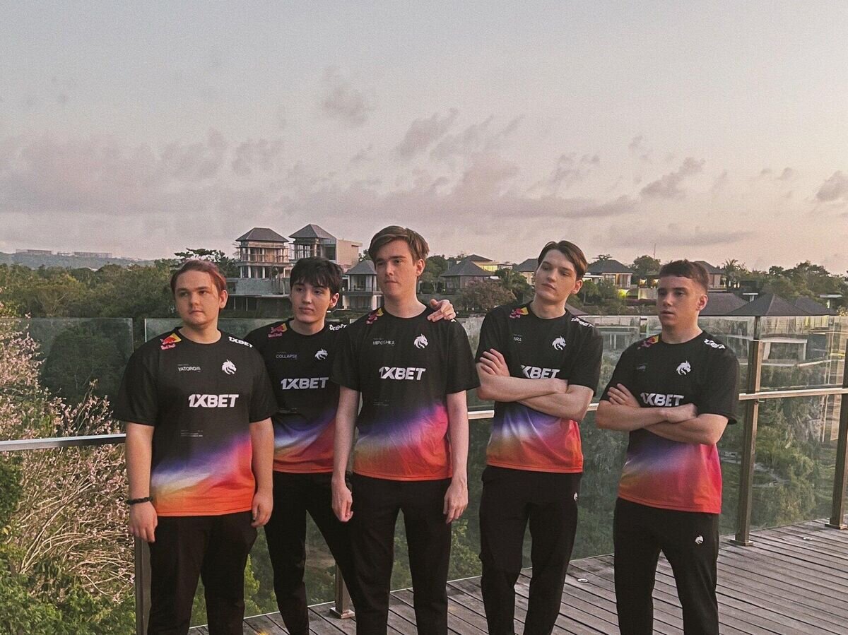    Игроки киберспортивной команды Team Spirit© Фото : Соцсети Team Spirit