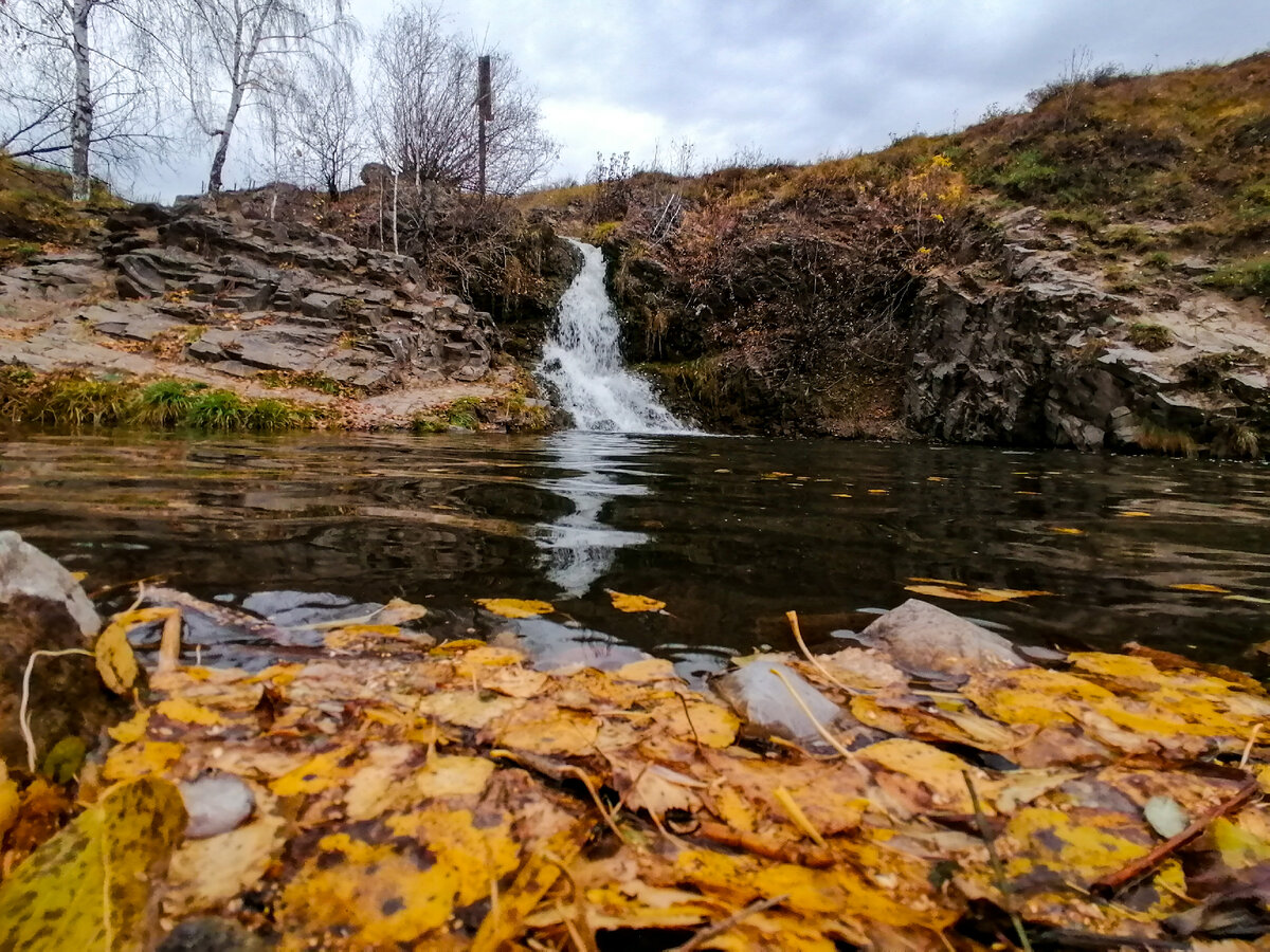 Камышинский водопад подарит вам яркую фотосессию, но как место для отдыха  не подойдет | Страшно Красиво! | Дзен