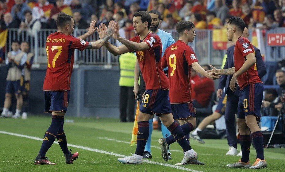    Испанцы хотят дать бой Хорватии. Фото: Reuters