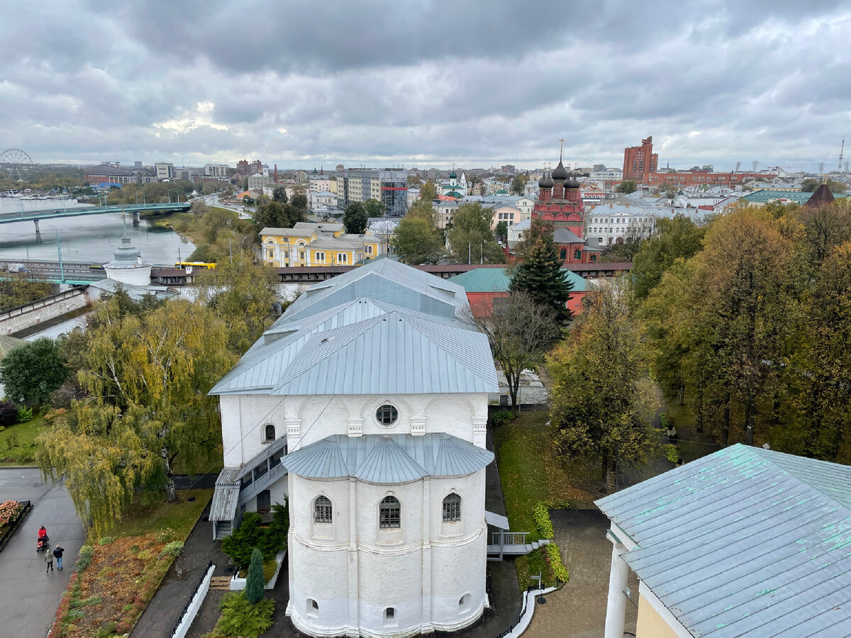 Смотровая на Звоннице Спасо-Преображенского монастыря в Ярославле | Лучший  вид на исторический центр города | Manikol. Путешествия всей семьей | Дзен