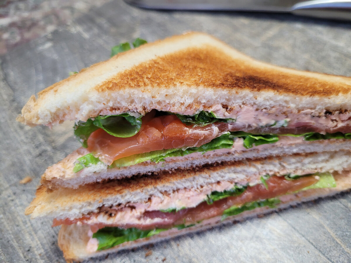 🥪Хрустящий, поджаристый сэндвич с нежной рыбкой🐟 | Кухня. Кофе.Каблуки. |  Дзен