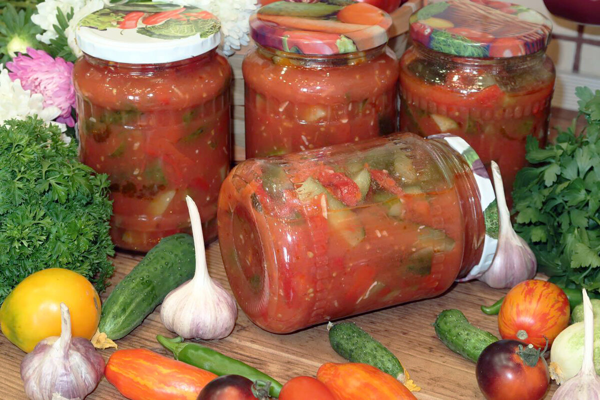 лечо томаты и болгарский перец. лечо из болгарского перца с помидорами. самое вкусное лечо на зиму рецепты. лечо из болгарского перца пальчики оближешь. самое вкусное лечо на зиму рецепты.